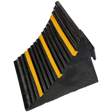 Klin gumowy 320 mm x 300 mm x 260 mm