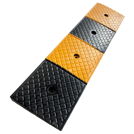 Rampa krawężnikowa gumowa, 1000 mm x 250 mm x 40 mm