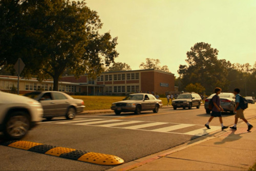 Bezpieczna droga do szkoły – jak progi zwalniające dbają o dobro dzieci?